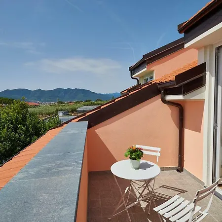 Casastella ファームステイ チェリアーレ